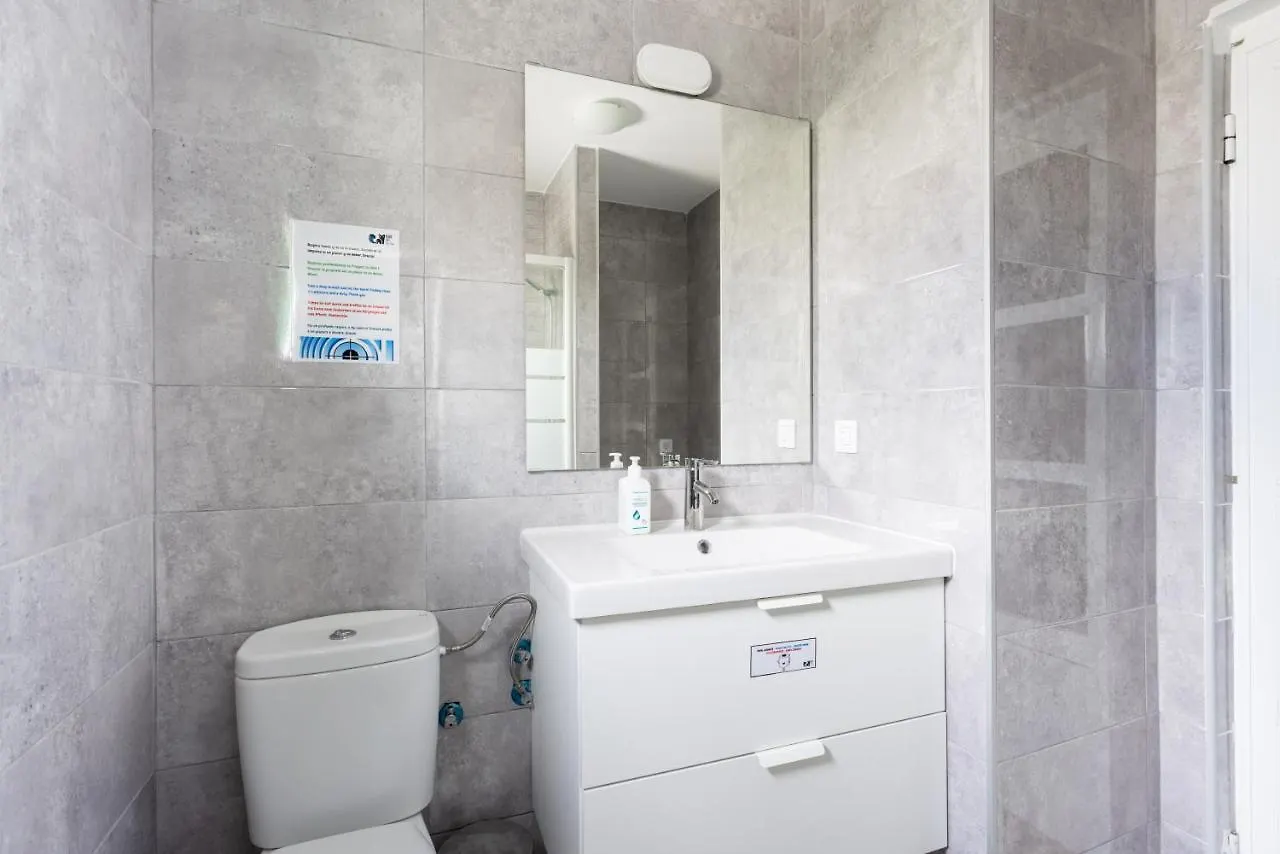 Pensionat Black Cat Surf House 1 D Hotell Arona